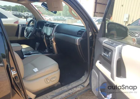 2021 Toyota 4Runner Sr5 Premium z USA, uszkodzony, nr VIN JTENU5JR9M5862576